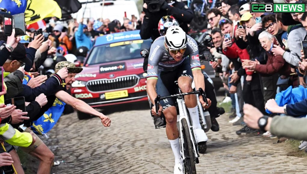 India will face New Zealand after 25 years in the Champions Trophy, when and where was the last match Who is it (3) Van der Poel