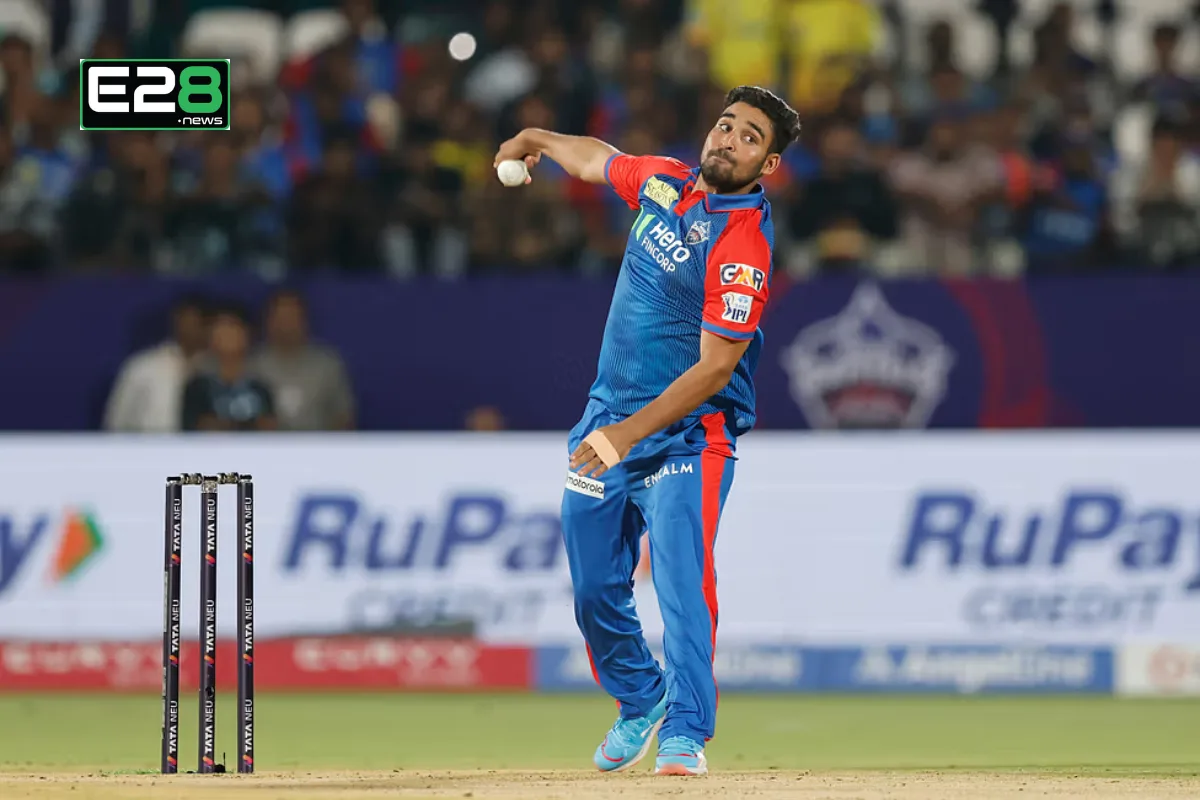 Vipraj Nigam Dismisses Sunil Narayan with Brilliant Delivery, Restricts Him to 27 Runs


