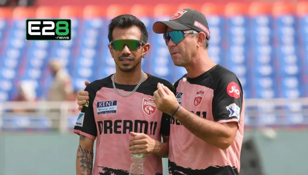 Yuzvendra Chahal Gets Dhoni’s Bat FI