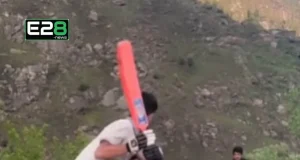 Kashmir Boys Invent Smart Hack for Hilltop Cricket Kashmir Cricket Hack: Boys Stop Ball Falling From Hill