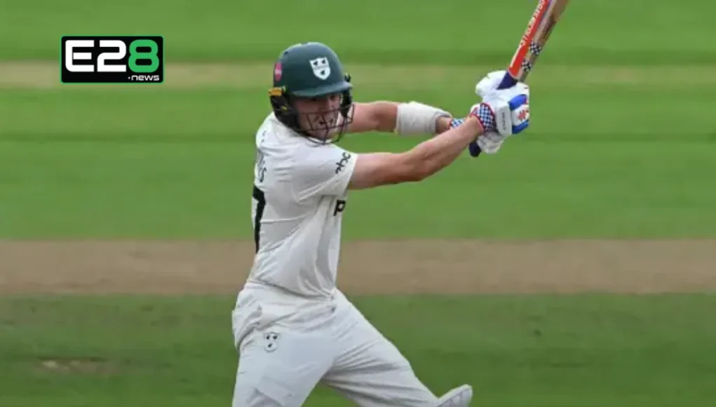 Worcestershire Relegated Despite Tons from Roderick, Brookes