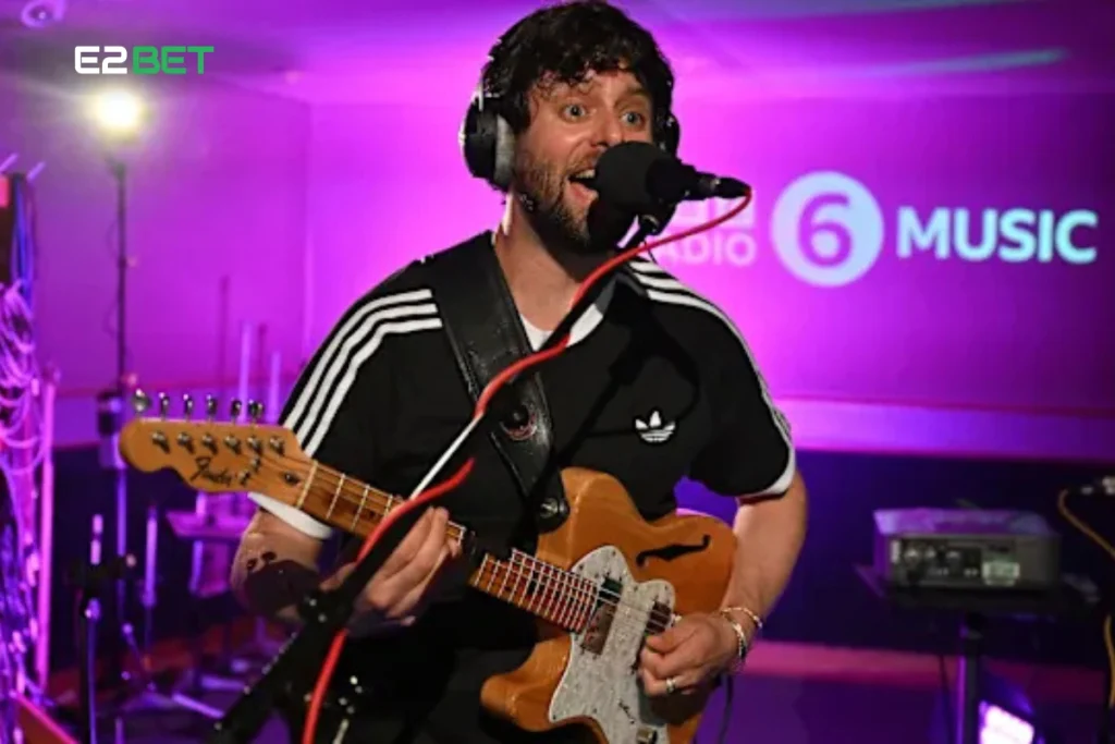 Sutton Predictions Felix White Backs Fulham for Shock Win